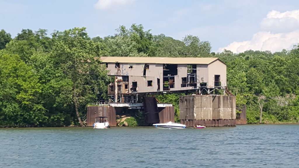 Old coal infrastructure on the Mon